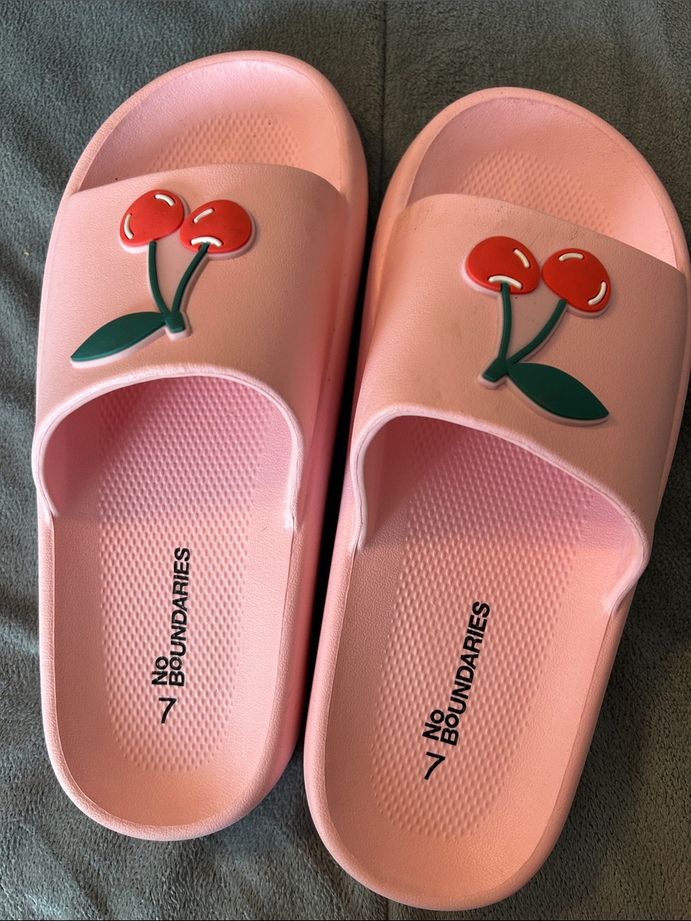 No boundaries pink cherry slides size 7